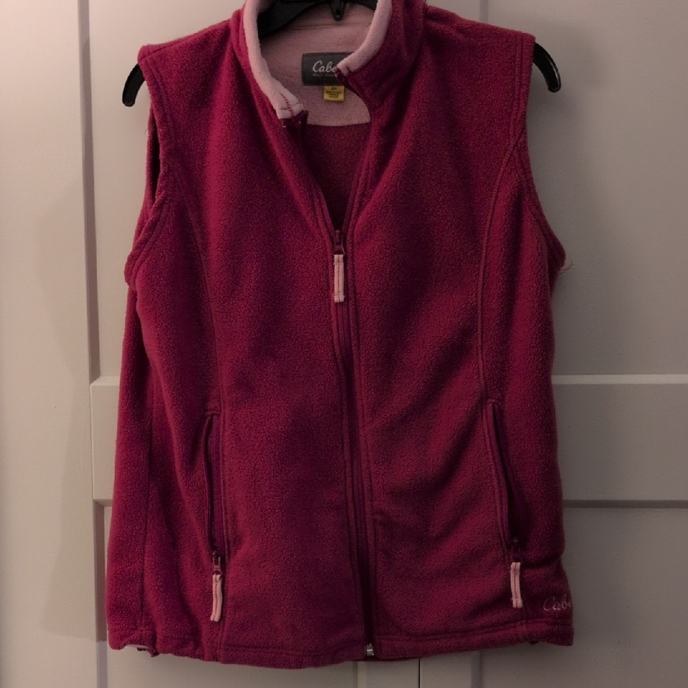 Cabela's Oversized Women's Raspberry Pink Fleece Vest
